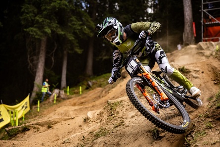 Danny Harts Wont Sit Down 